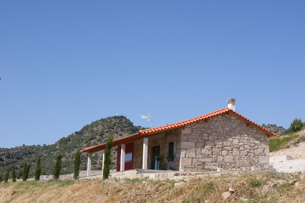 Quinta Da Terrincha Guest House Torre De Moncorvo Ngoại thất bức ảnh